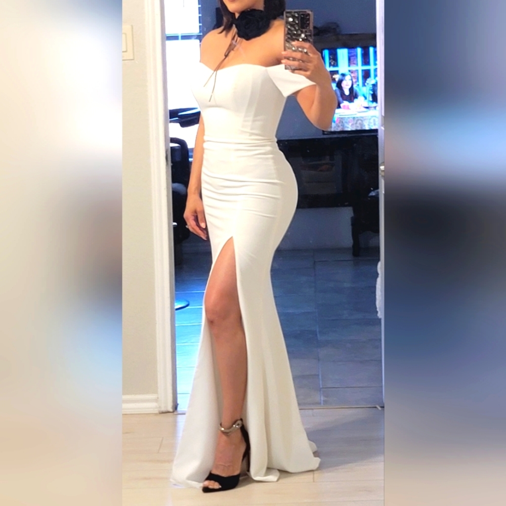 Open slit off the shoulders long dress